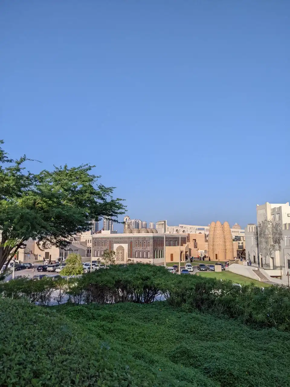 /doha/north-green-hill3.JPG