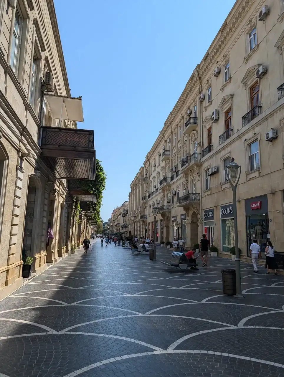 /baku/nizavi-street.jpg