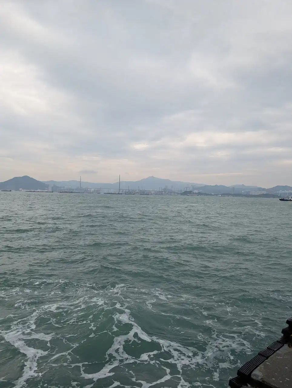 /hong-kong/belcher-bay2.JPG