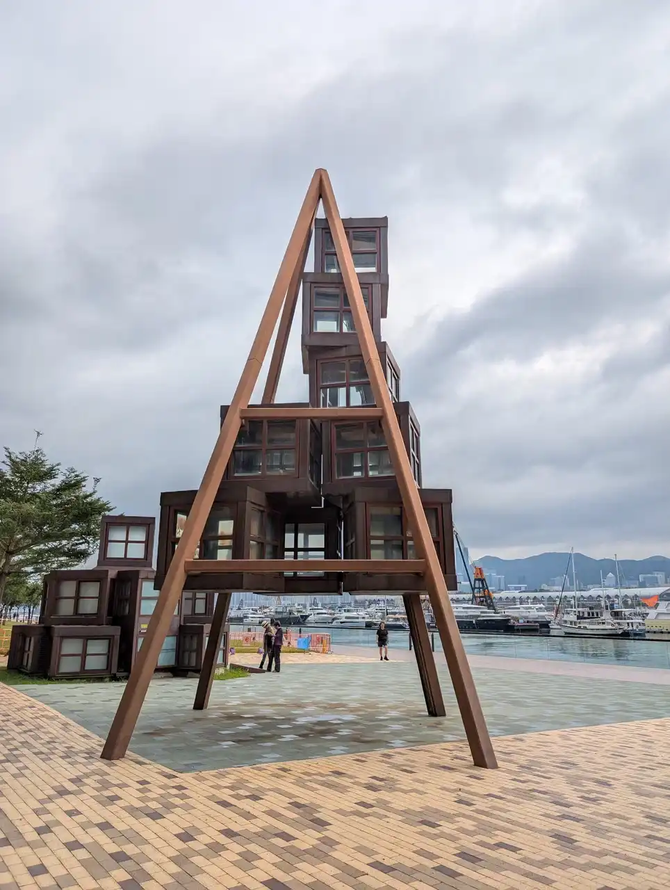 /hong-kong/kwun-tong-promenade2.JPG