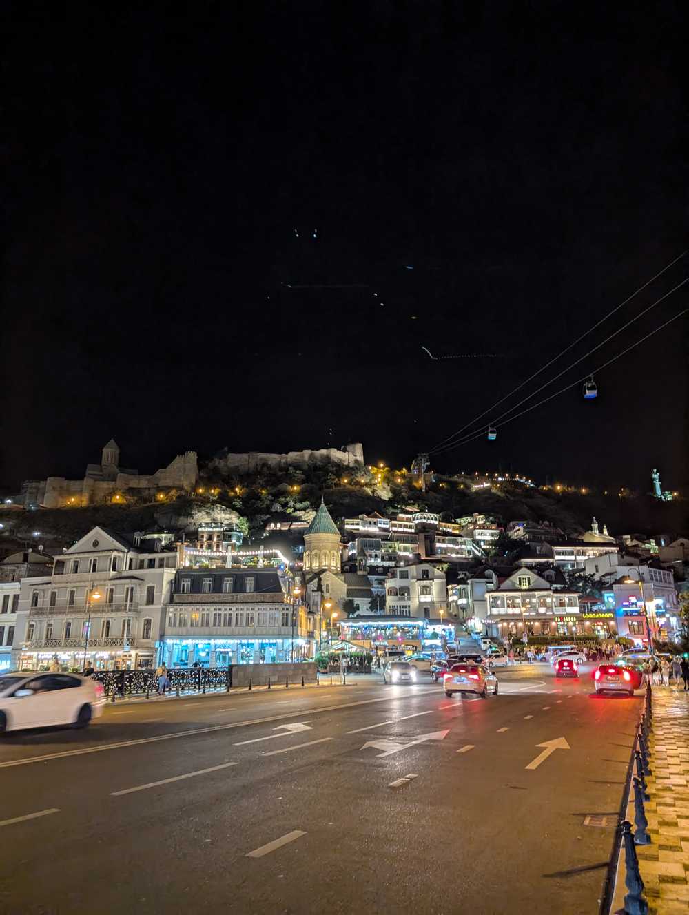 /tbilisi/old-city2.jpg