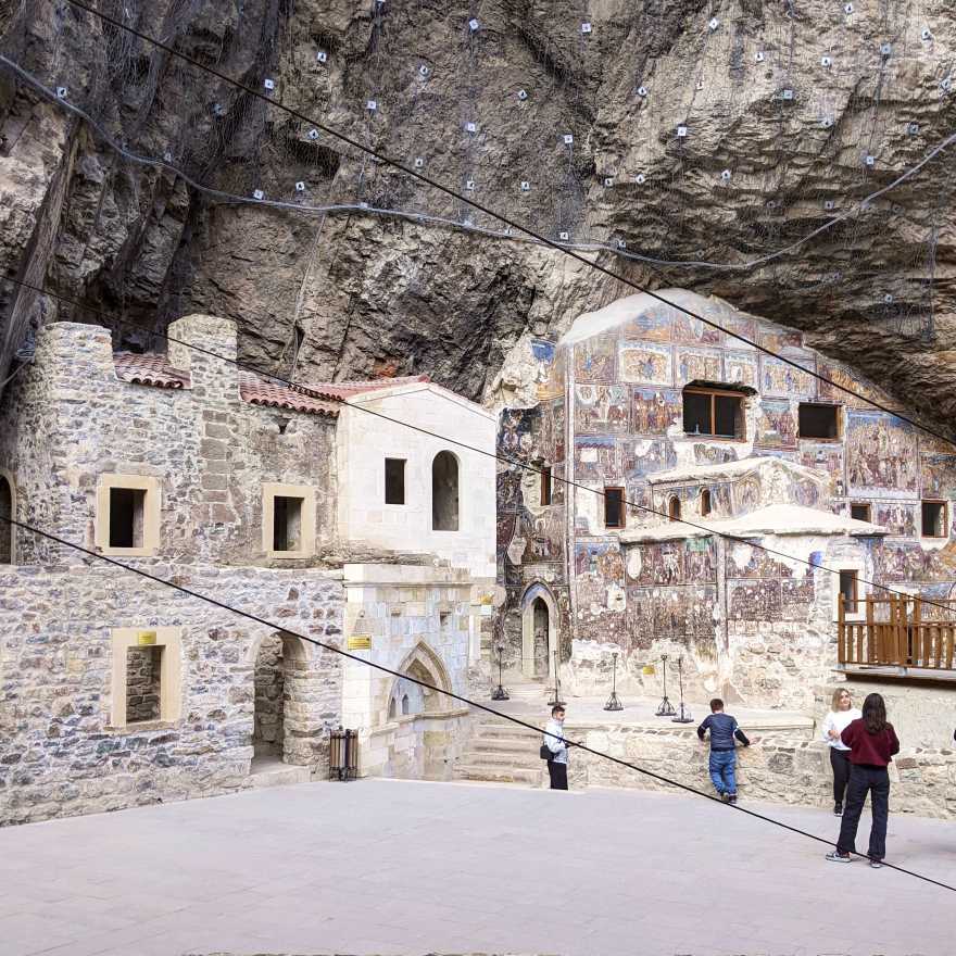 /trabzon/panagia-sumela4.jpg