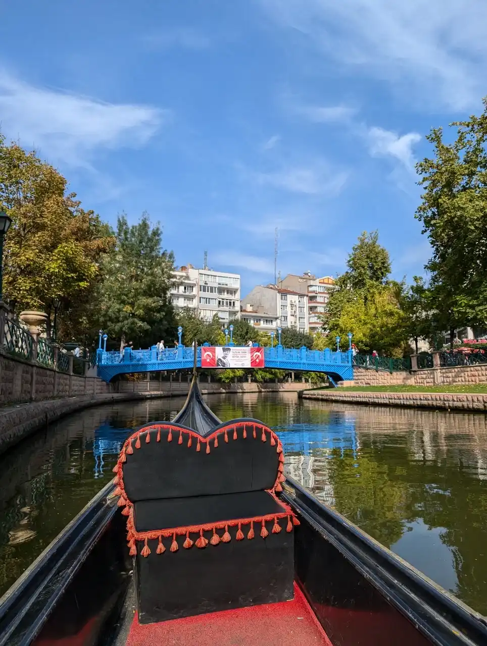 /eskisehir/gondols2.jpg