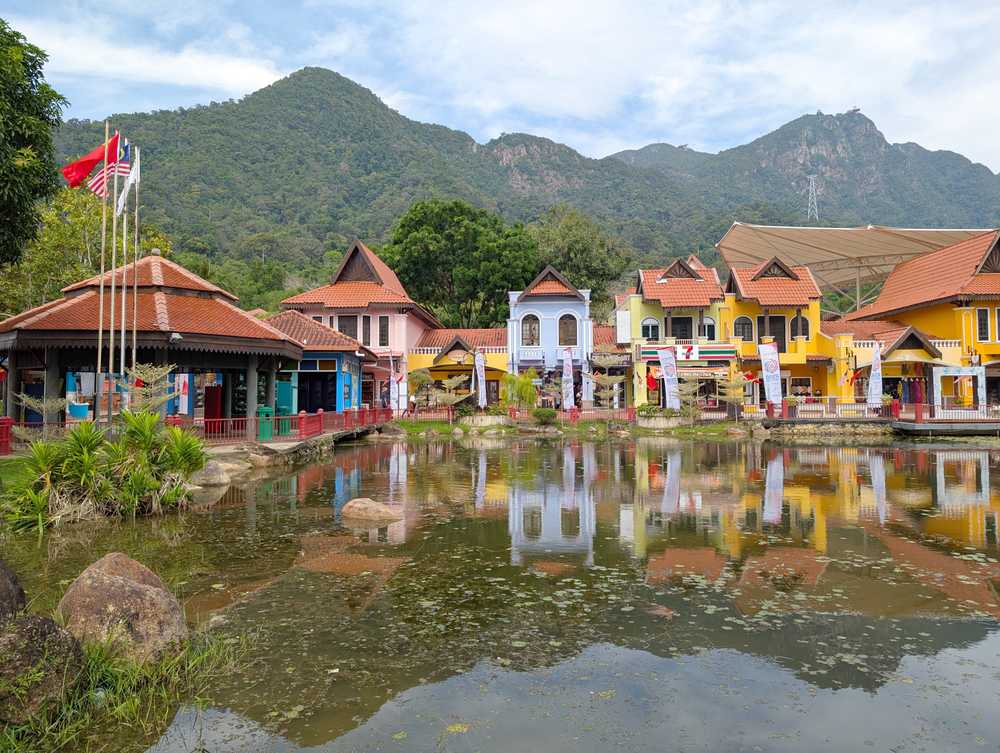 /langkawi/oriental-village4.JPG