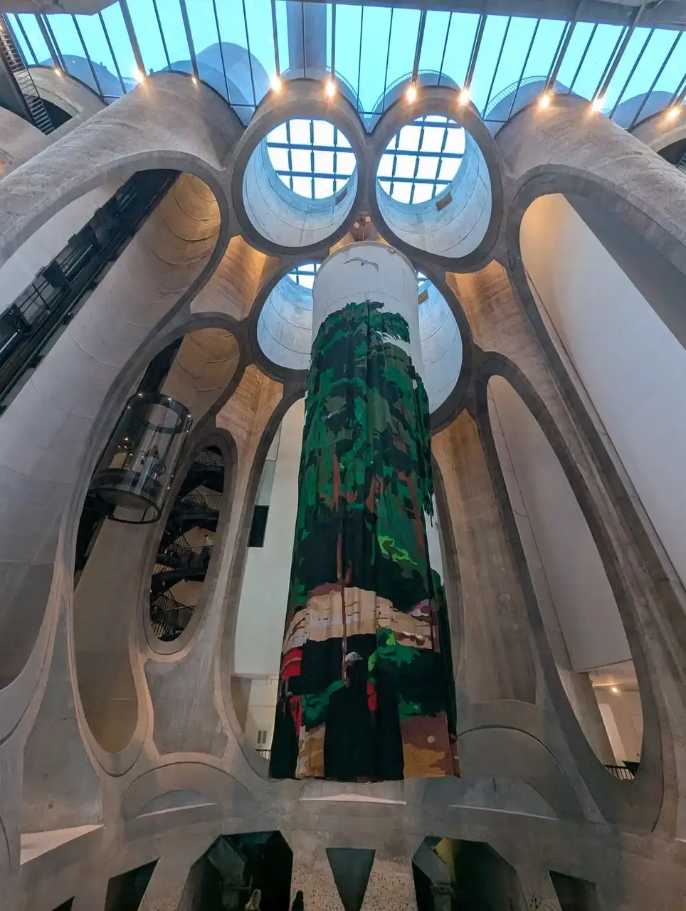 /cape-town/mocaa2.JPG