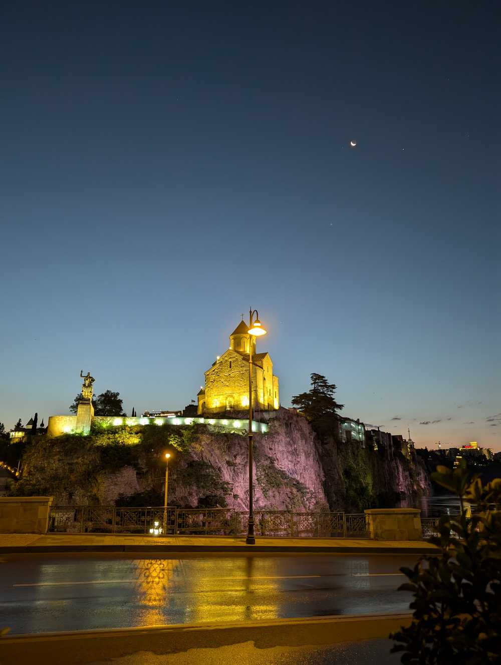 /tbilisi/church-virgin-mary2.jpg