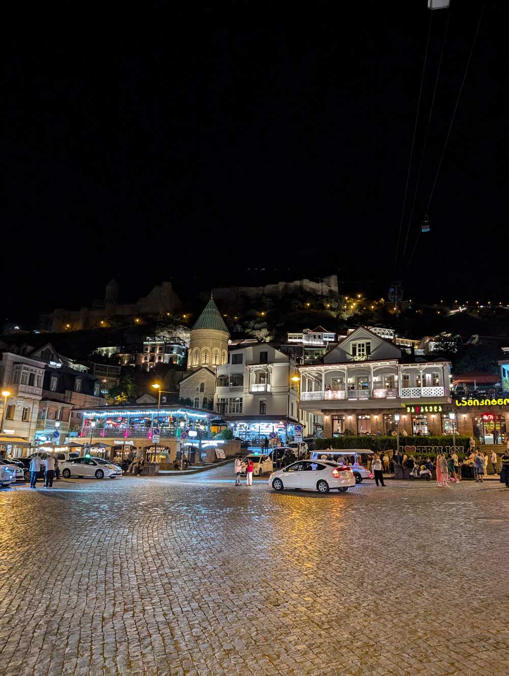 /tbilisi/old-city3.jpg