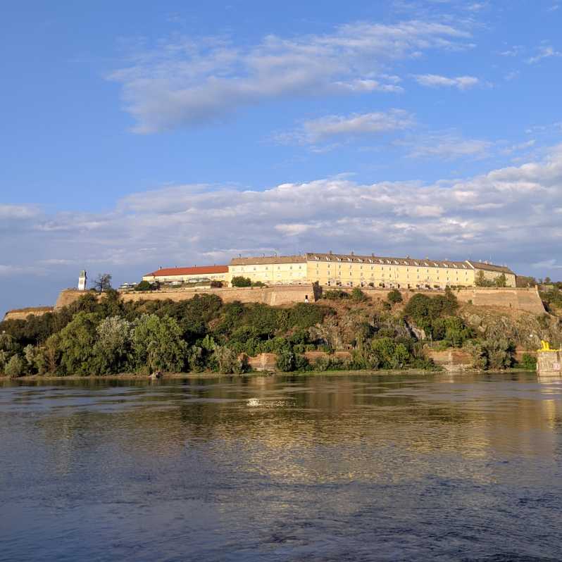 /novisad/naberazhnaya2.jpg