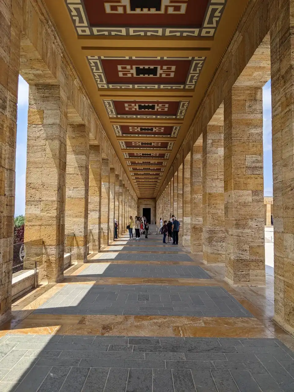 /ankara/anitkabir2.jpg