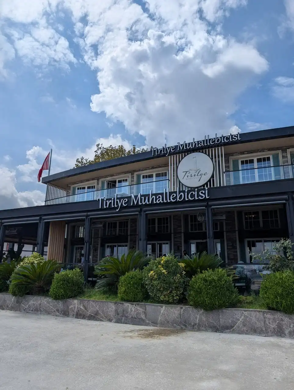 /bursa/tirilye-muhallebicisi3.jpg