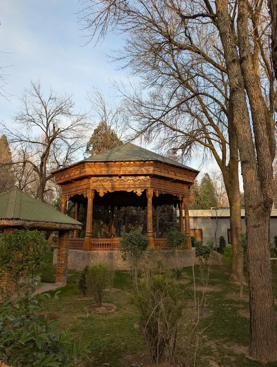 /dushanbe/botanical-garden2.JPG
