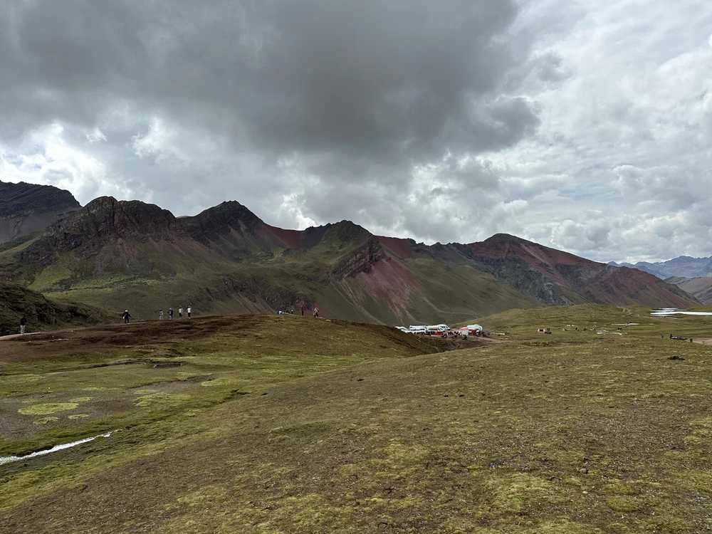 /cusco/rainbow-mountains.jpeg