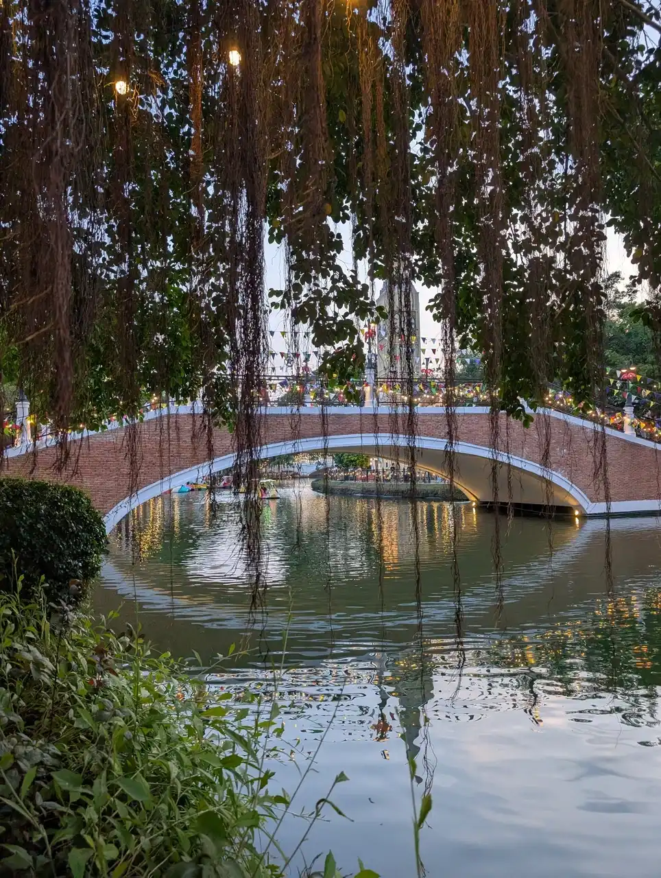/phnom-penh/euro-park4.jpg