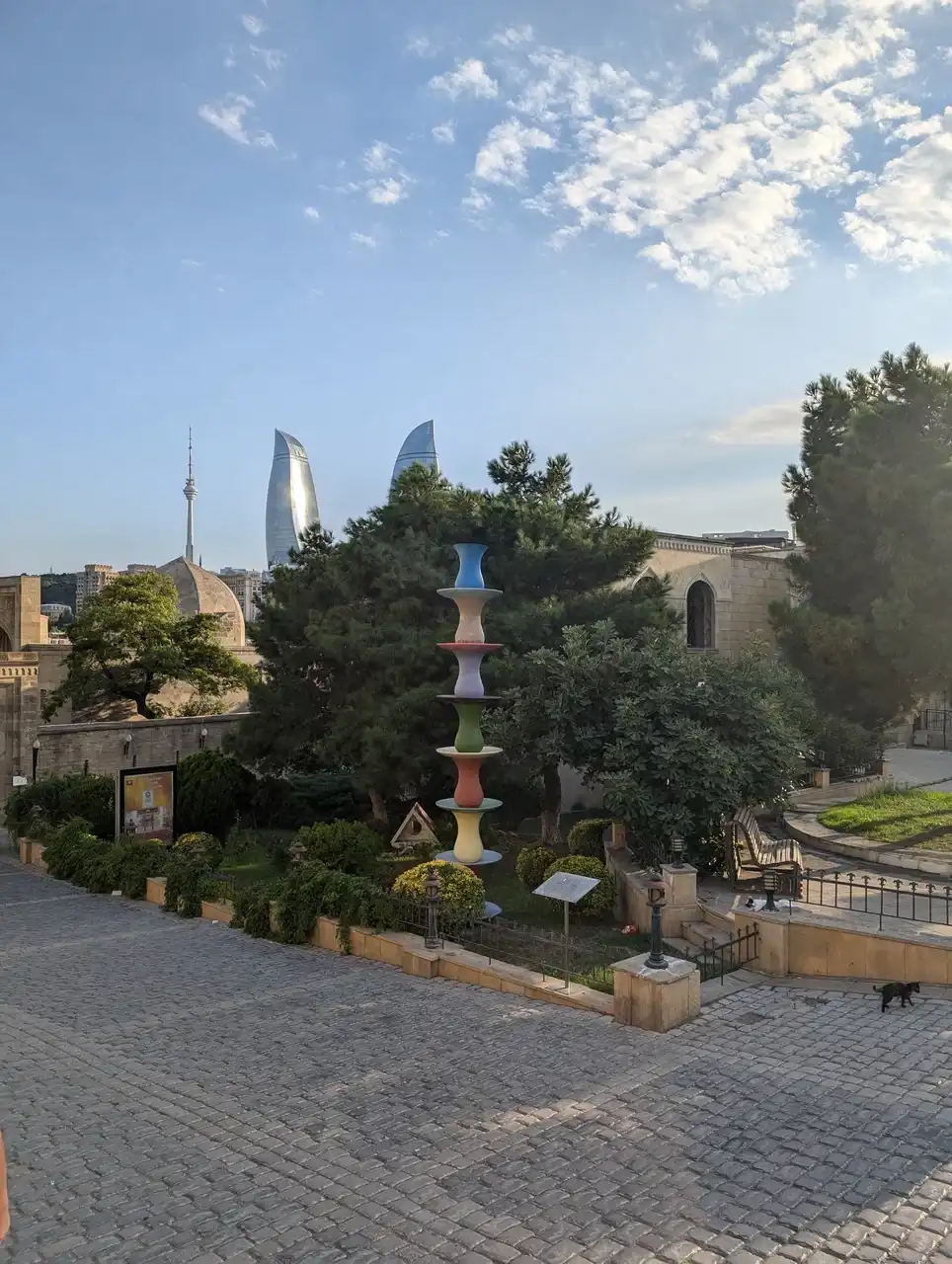 /baku/old-city3.jpg