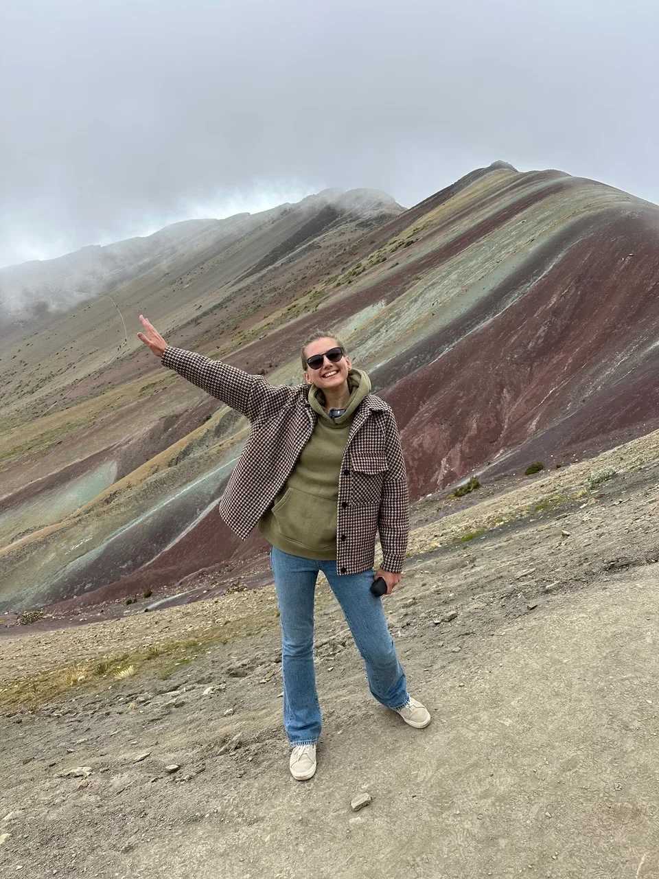 /cusco/rainbow-mountains3.jpeg