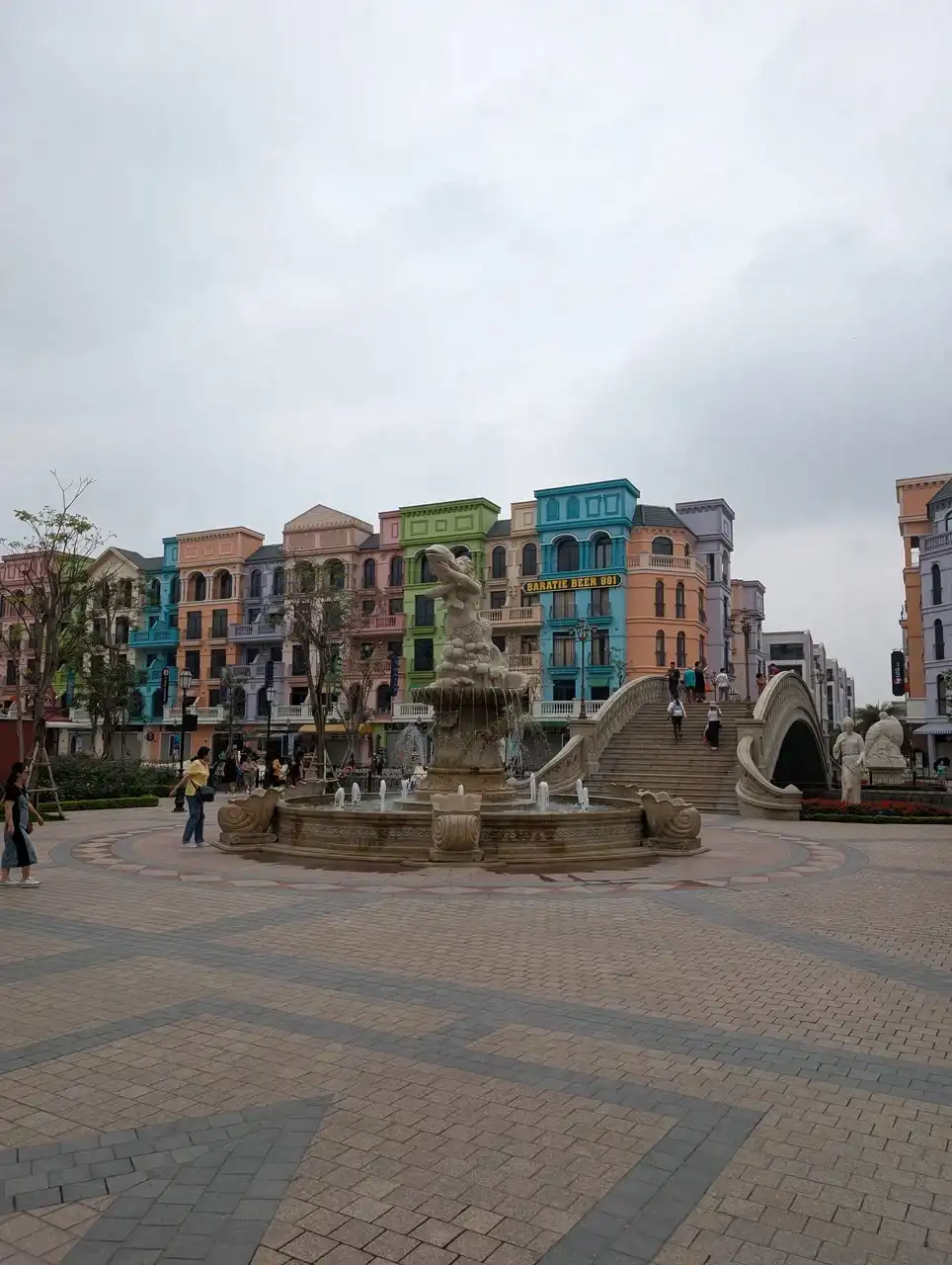 /hanoi/venice-grand-world2.jpg